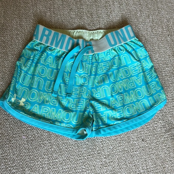 Girls Under Amour and Xersion shorts - Picture 2 of 7